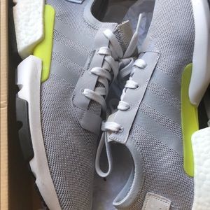 Practically new adidas men’s sneakers